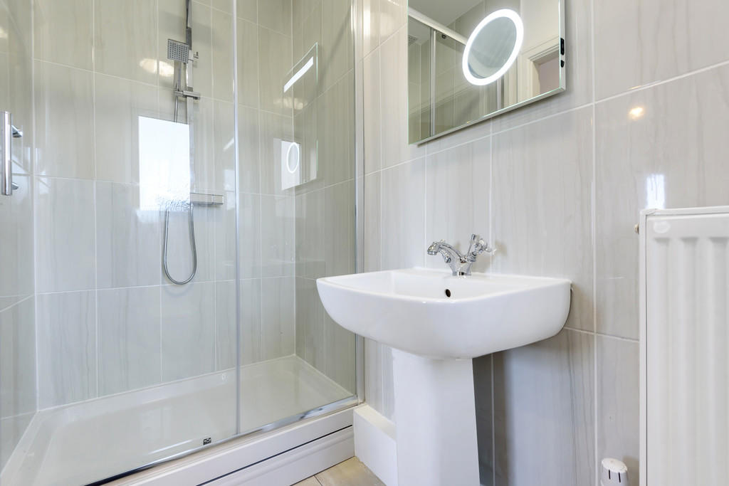 EnSuite Shower Ro...