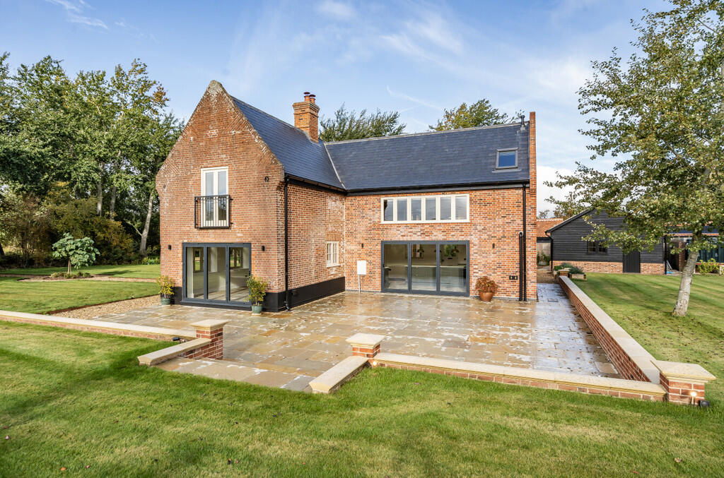 1364360-6-68ed2f9...