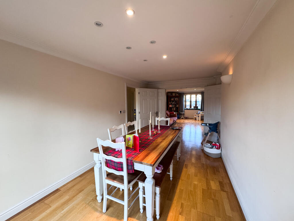 20251128_132817348_iOS