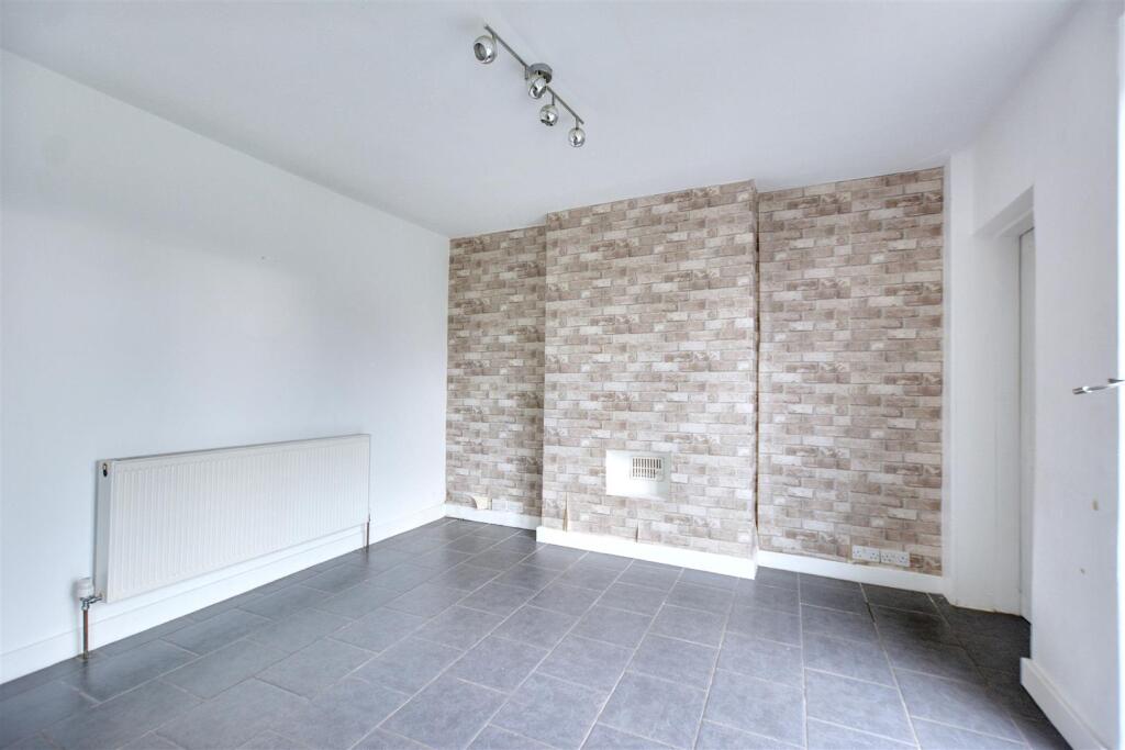 Kitchen Diner_4.jpeg