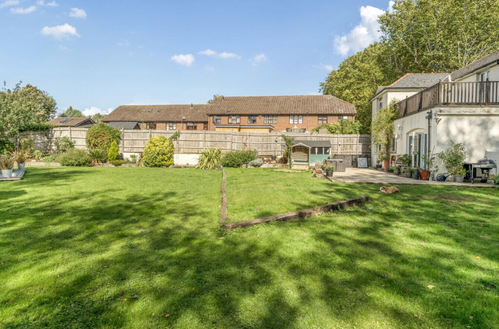 1354483-9-68c4495...