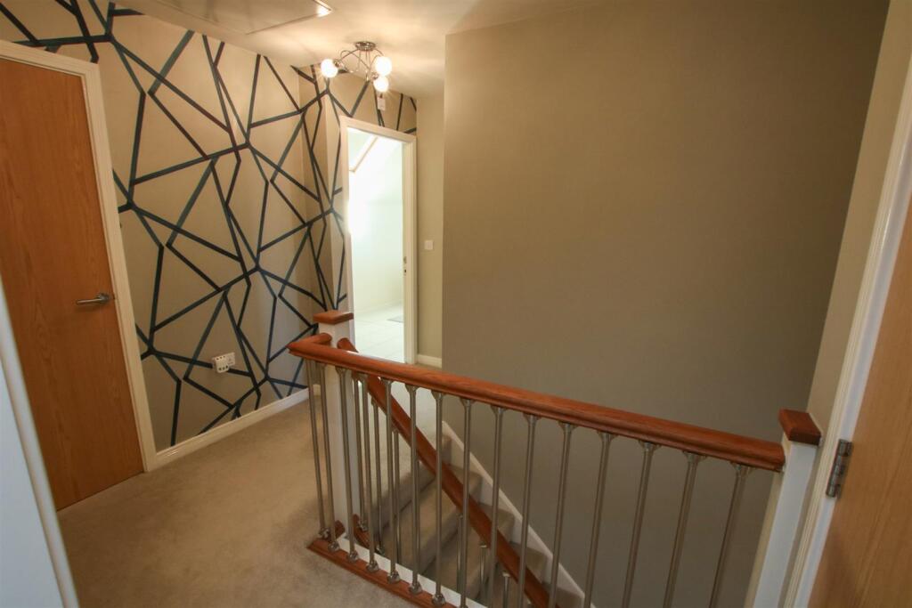 SECOND FLOOR LANDING