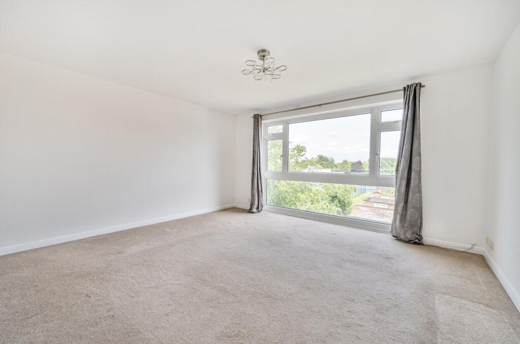 1304262-9-6840863...