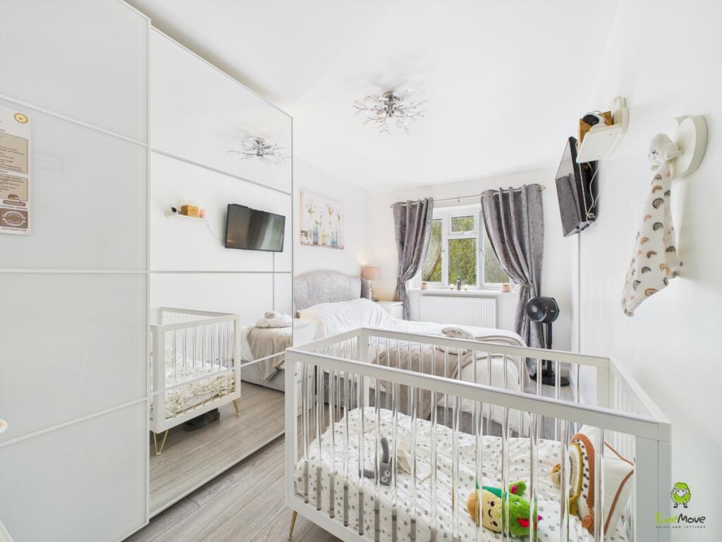 CAM03779G0-PR0218-STILL001