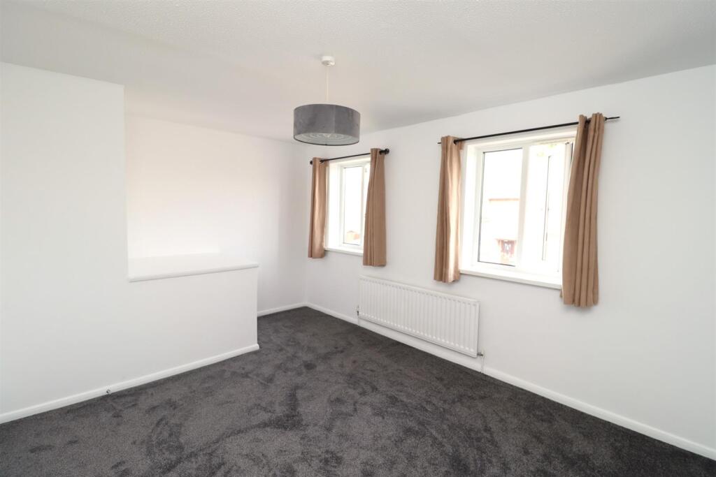 Bedroom one.JPG