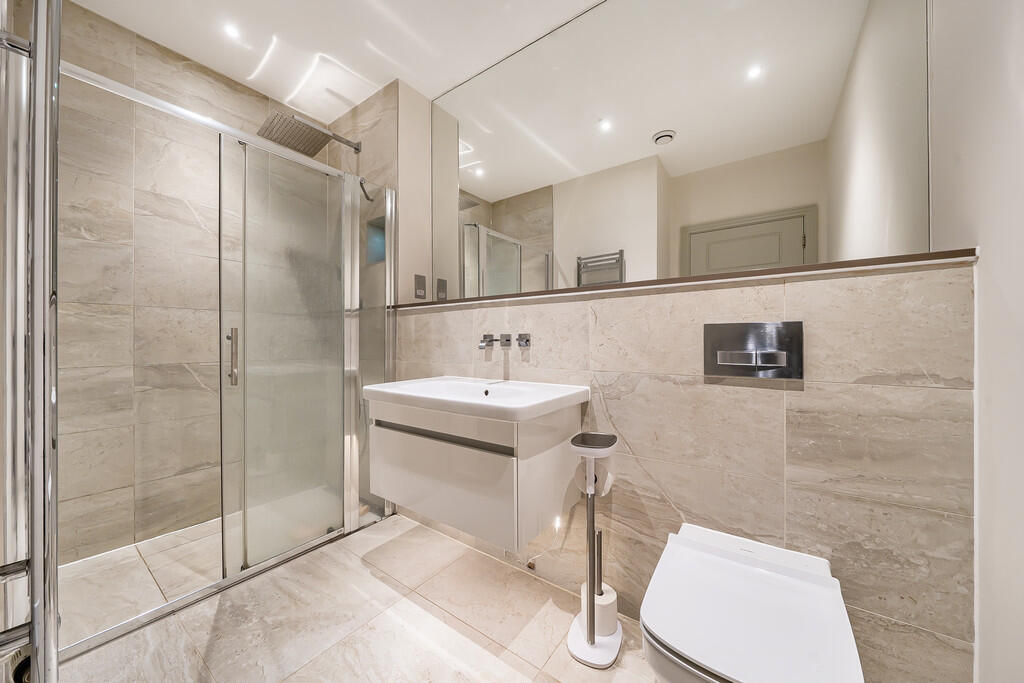 1396997-8-695f911...