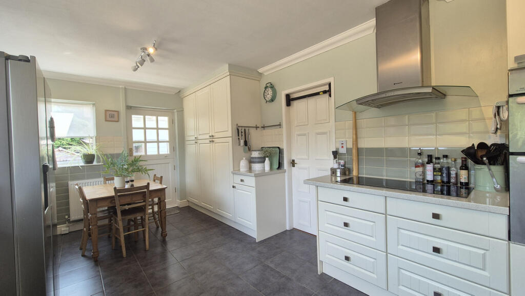 Breakfast Kitchen