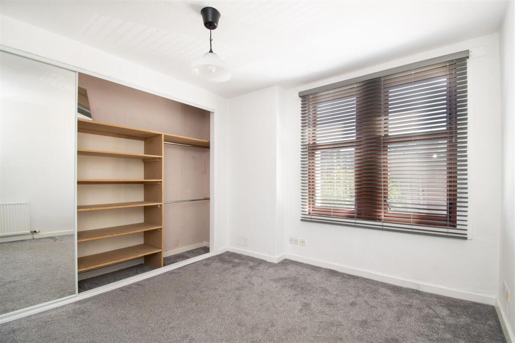 bedroom 2 (1).jpg