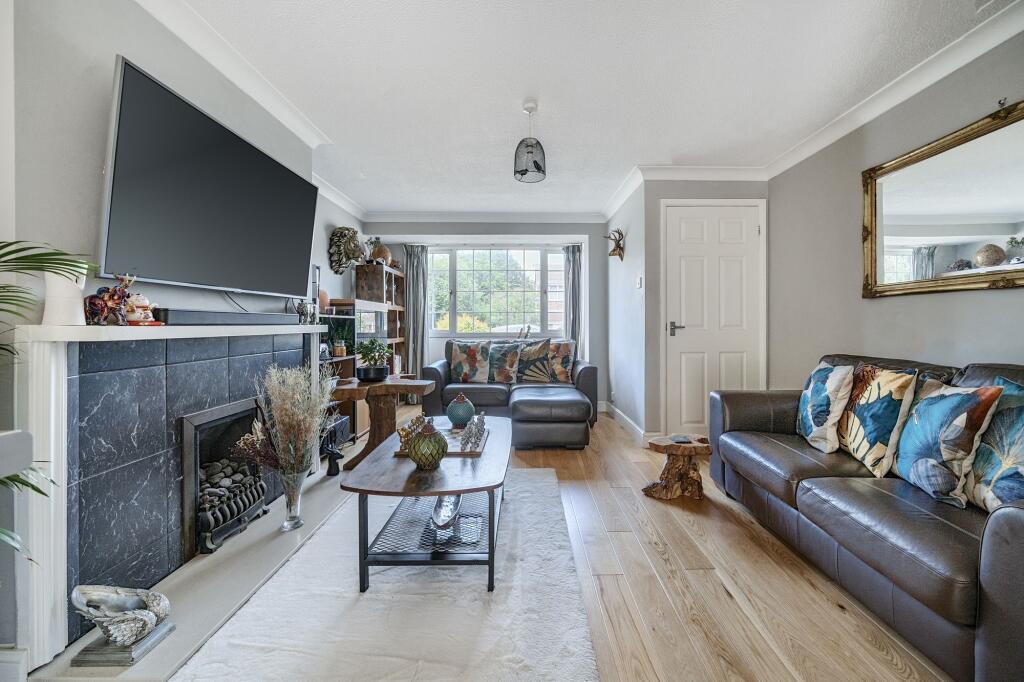 Living Room / Dining Room