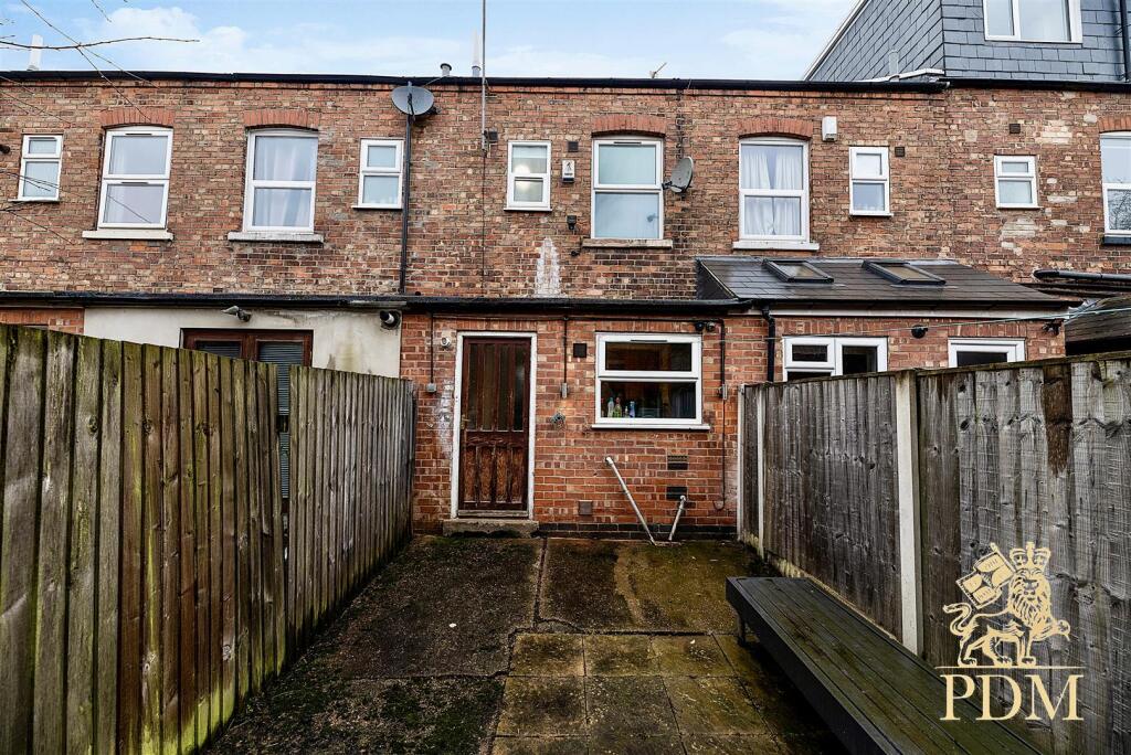 8 cycle Road (3 of 15).jpg