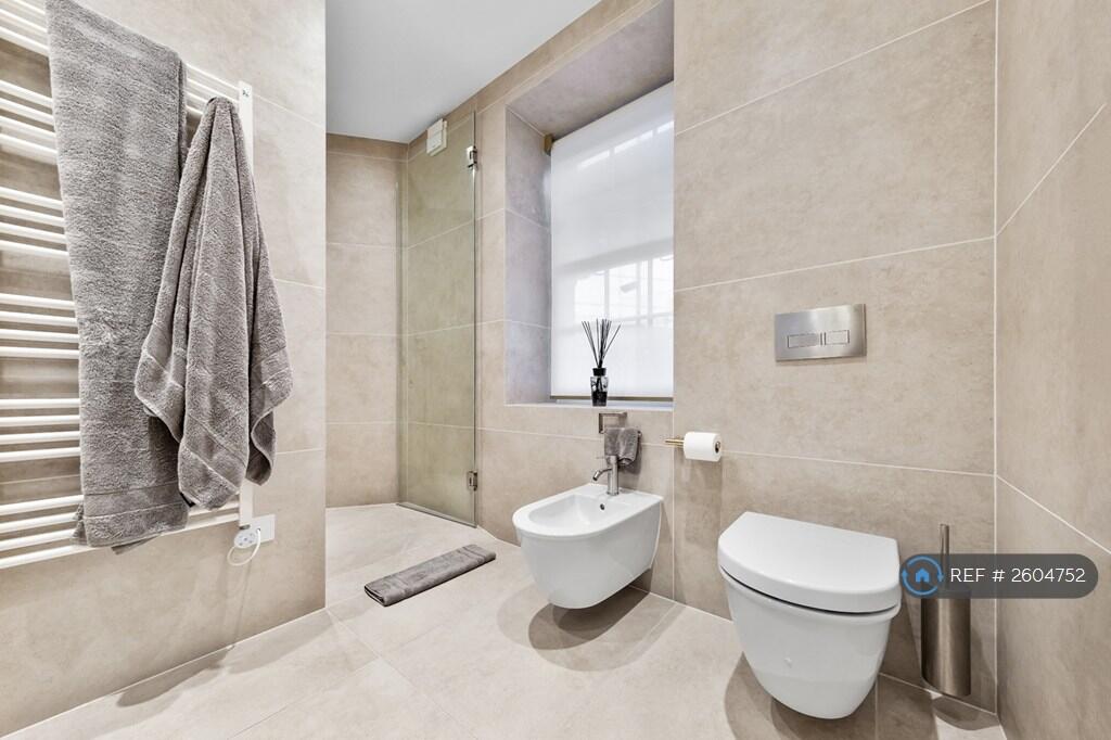 Ensuite Bathroom