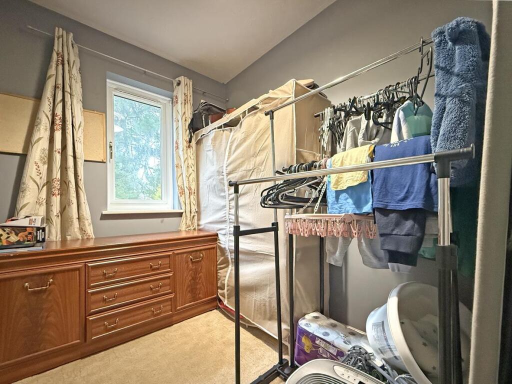 Frobisher Approach 35 - Bedroom Three.jpg