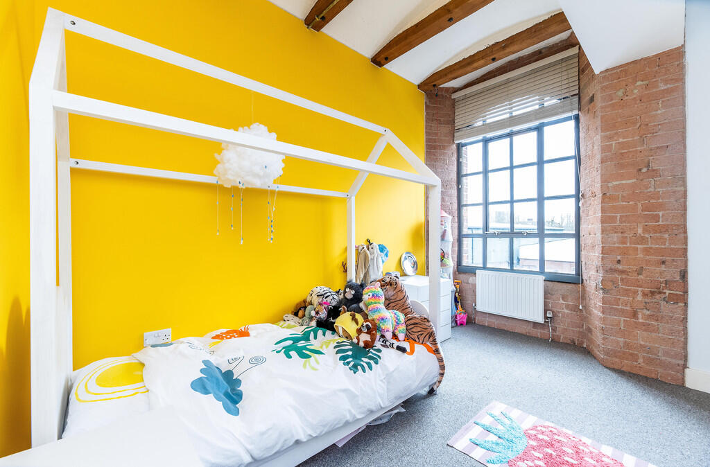 32 William Bancro...