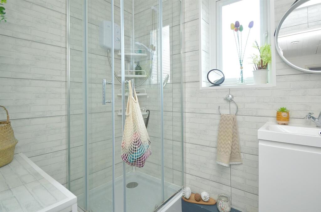 resizedShower1.jpg