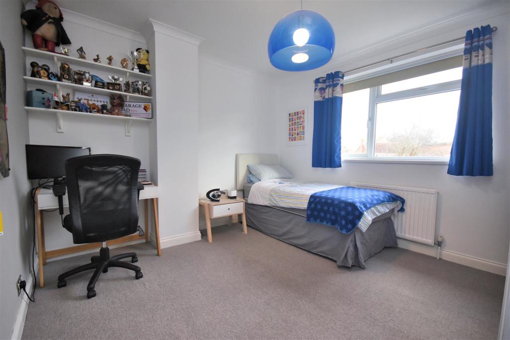 Bedroom 2.jpg