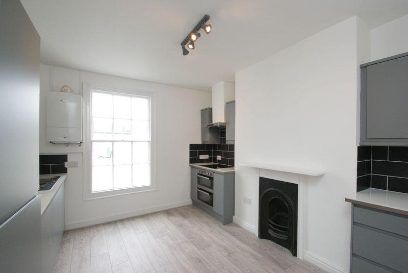 Kitchen breakfast room