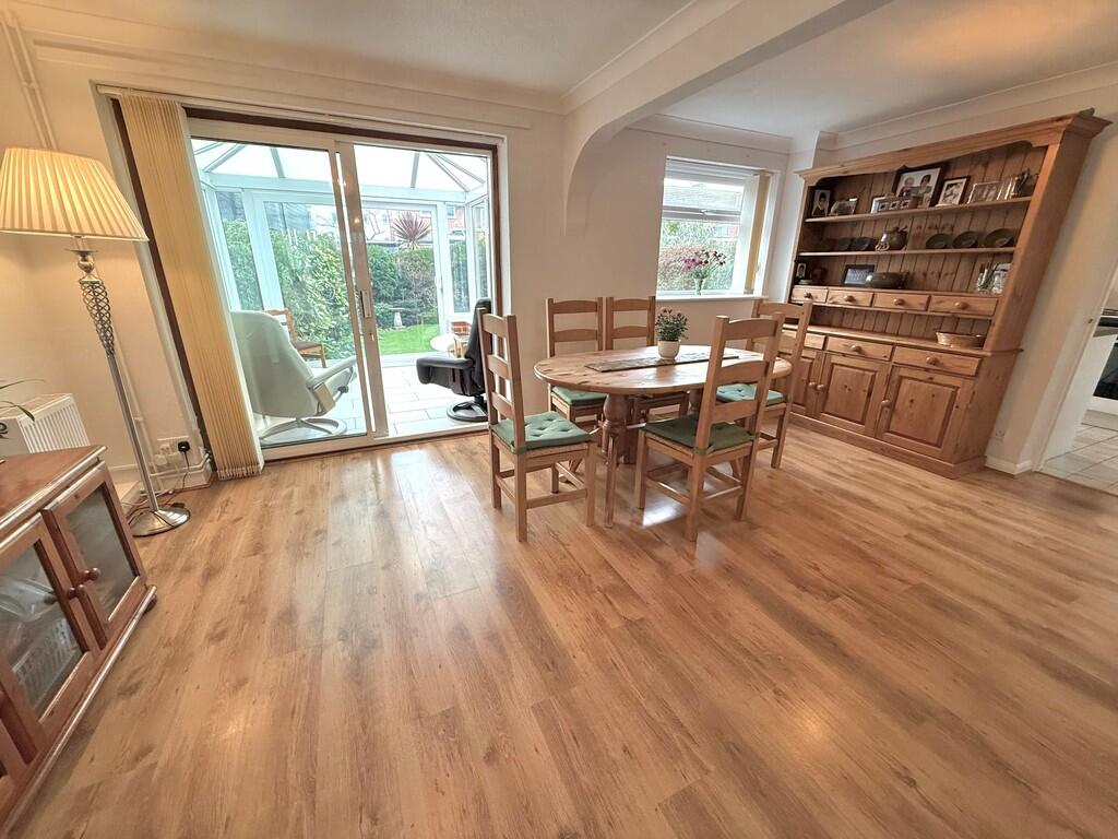 121 Mallon Dene D...