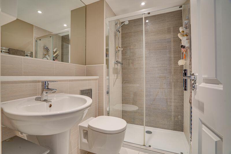 En-suite shower room
