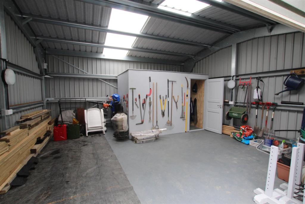 workshop internal.JPG
