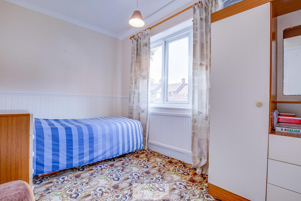 Bedroom 2.1