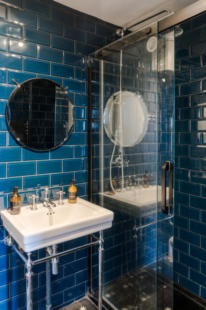 249295 - 34 Spencer Square-15.jpg