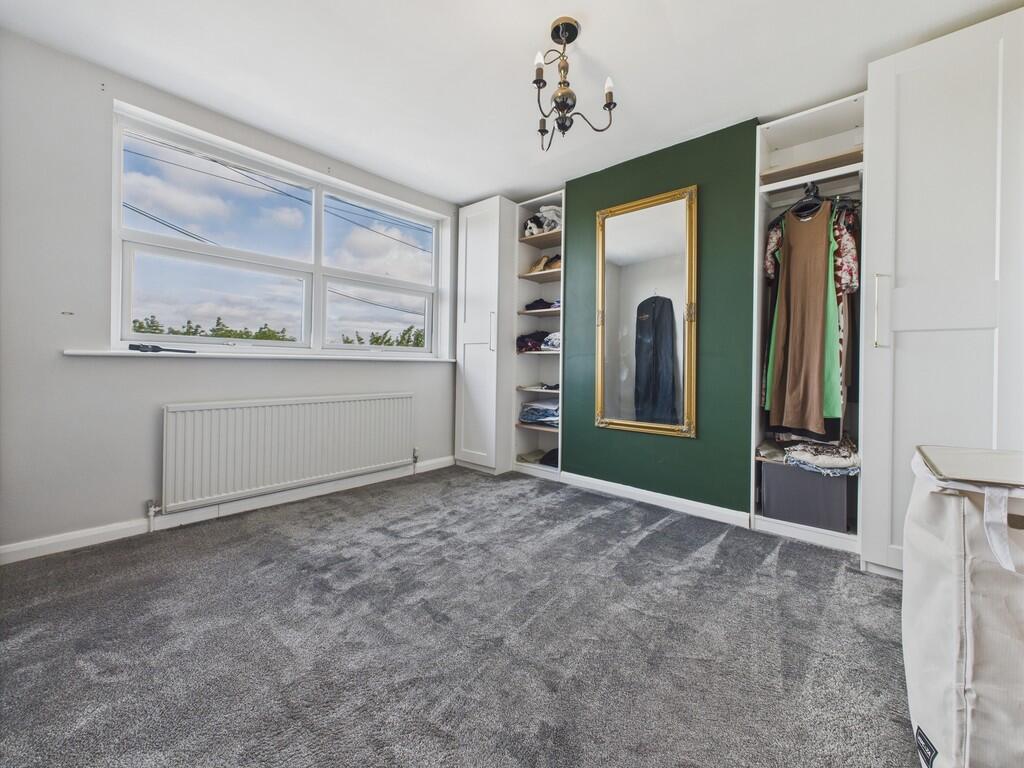 CAM04273G0-PR0170...