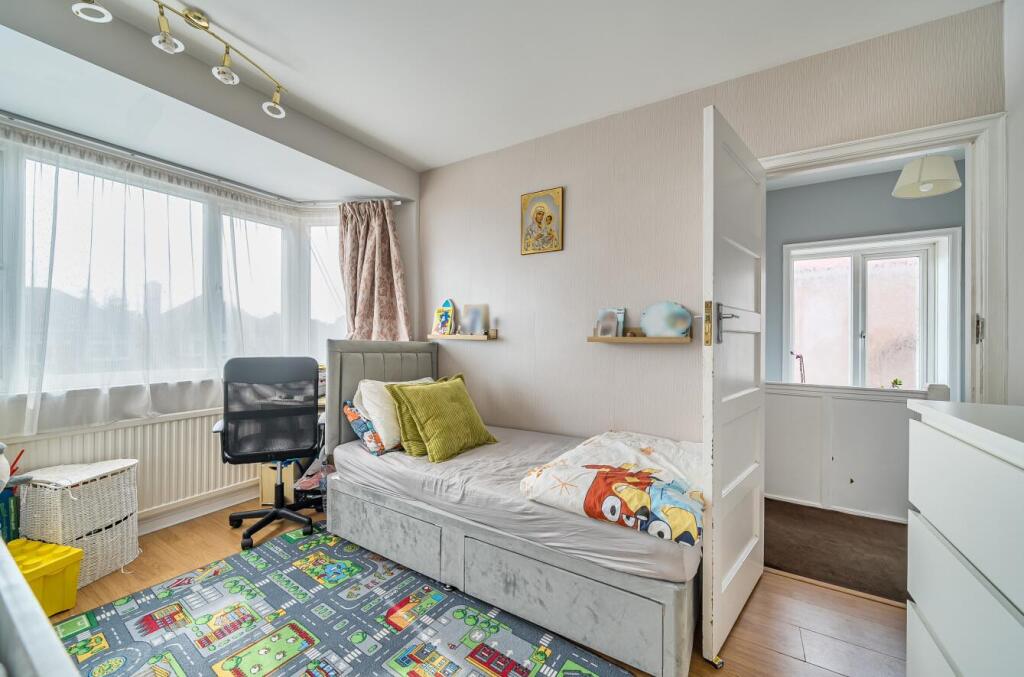 Davidson Frost-Wellings, DFW, Floriston Gardens, B