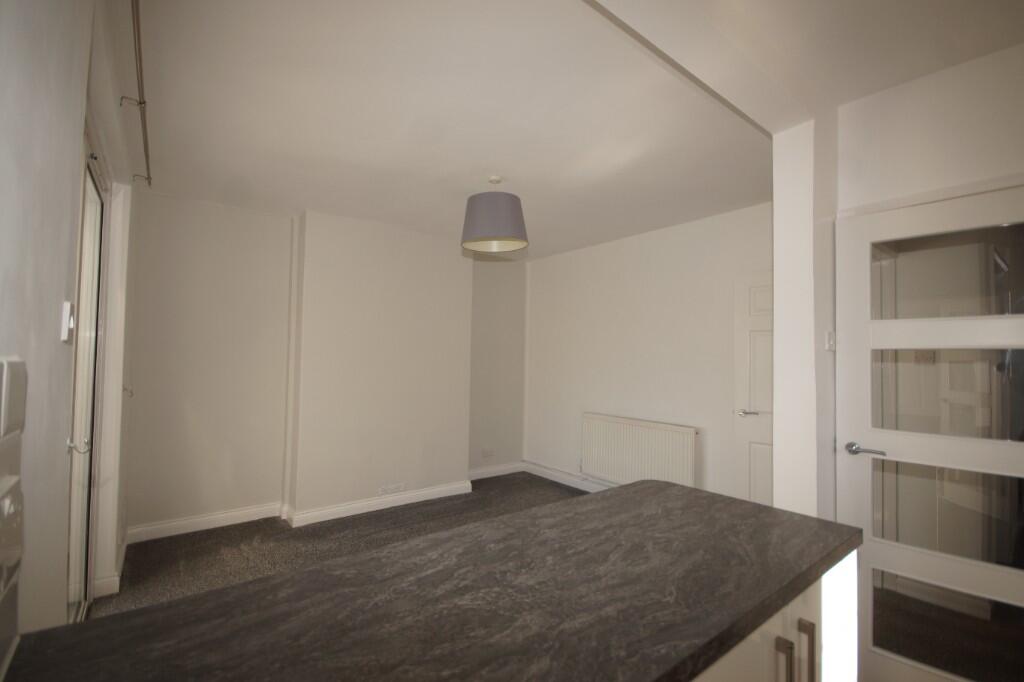 83 Heathway