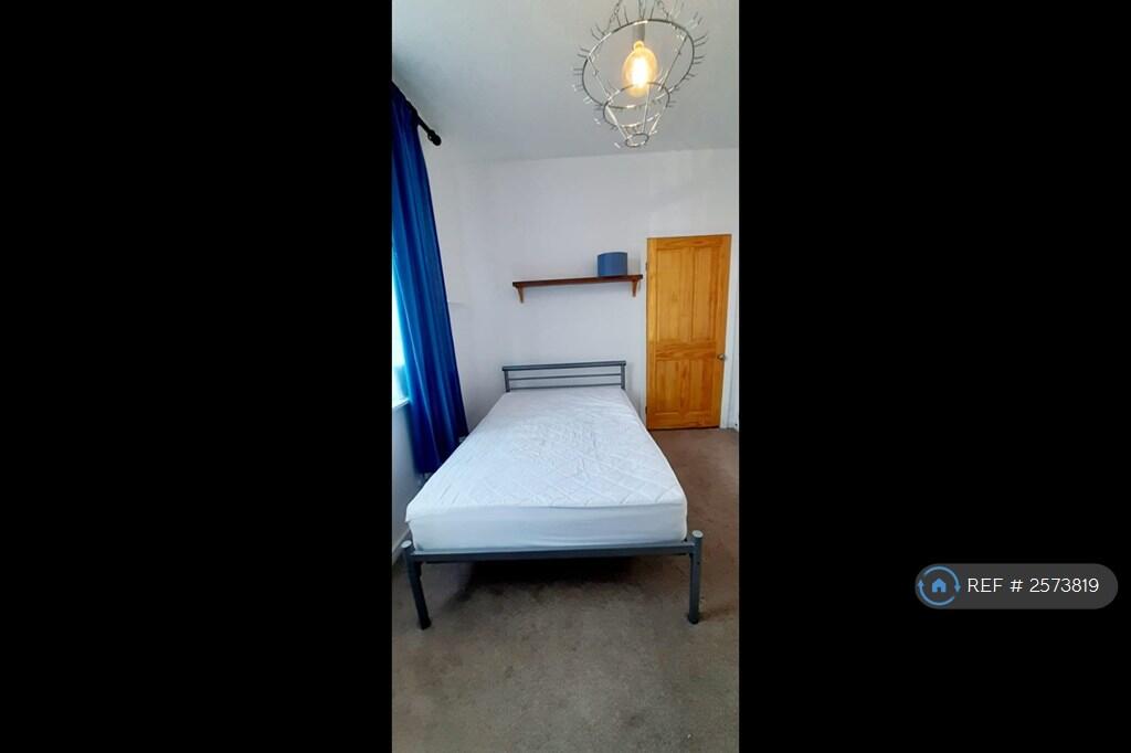Blue Bedroom 3