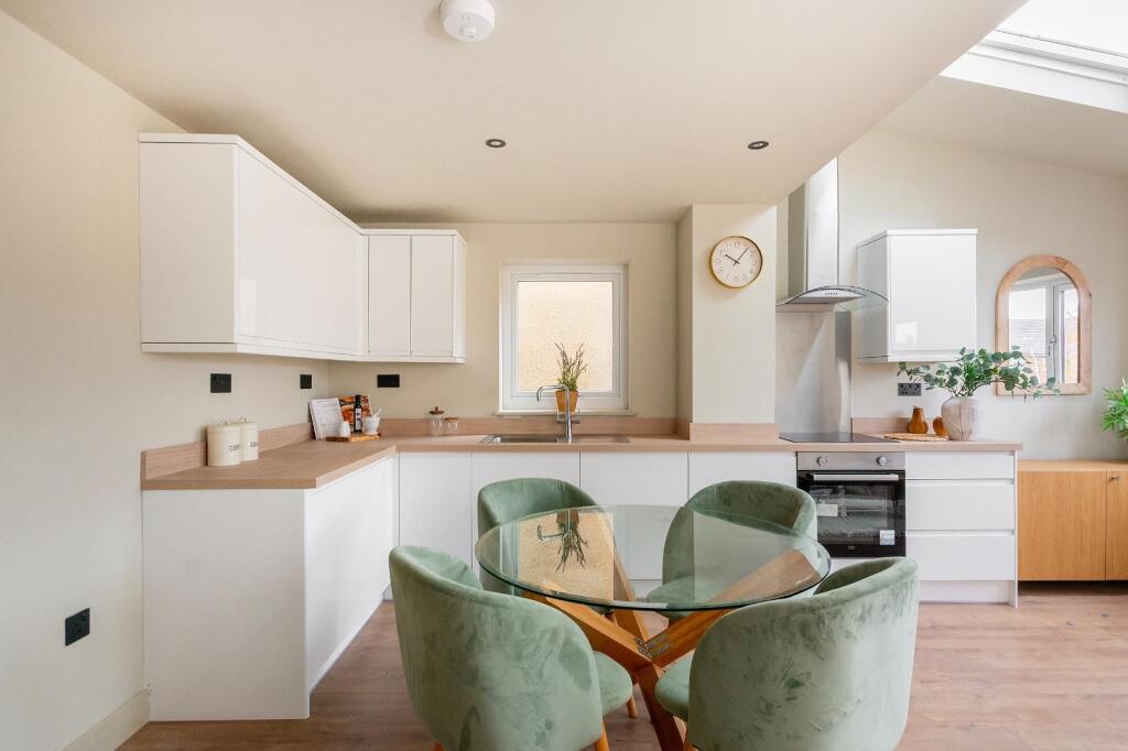 7S6RABN - Kitchen Diner E.jpg