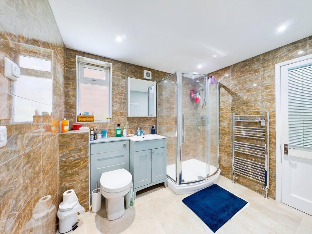 Downstairs shower...