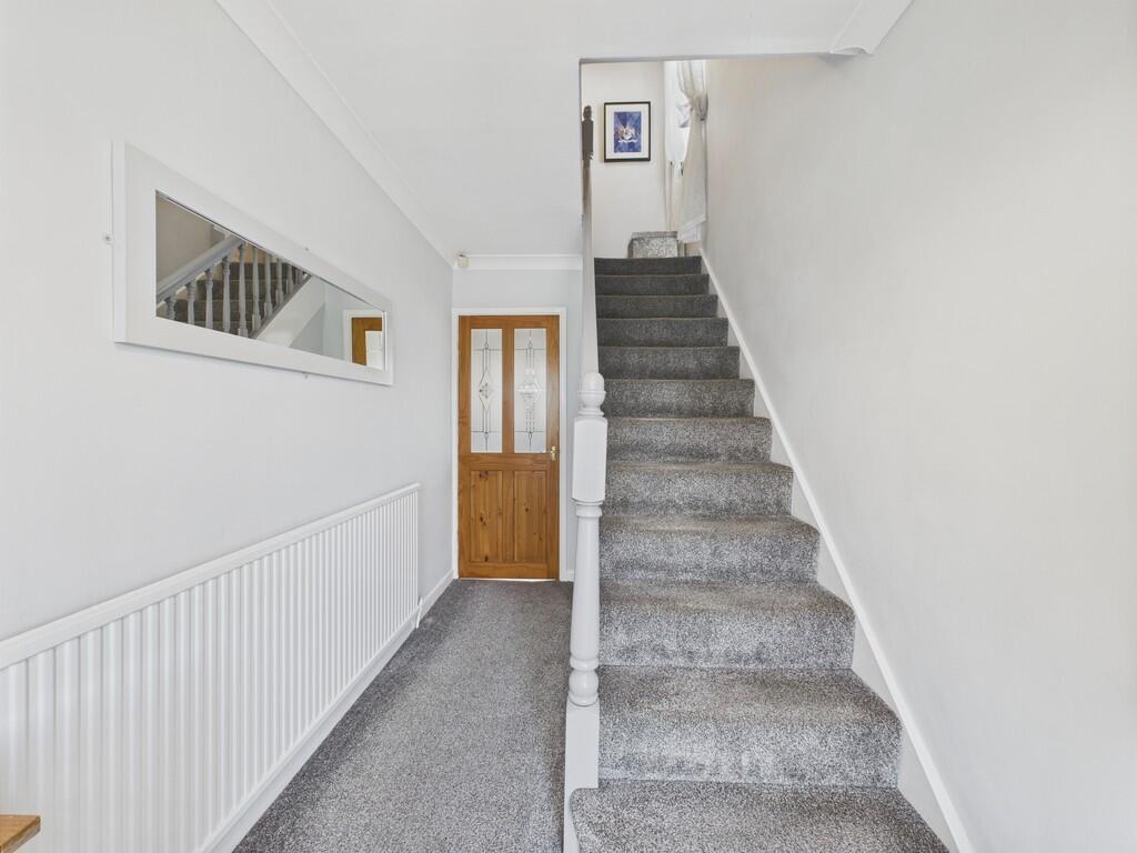 CAM04273G0-PR0153...