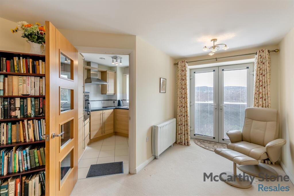 8641860-interior03.jpg