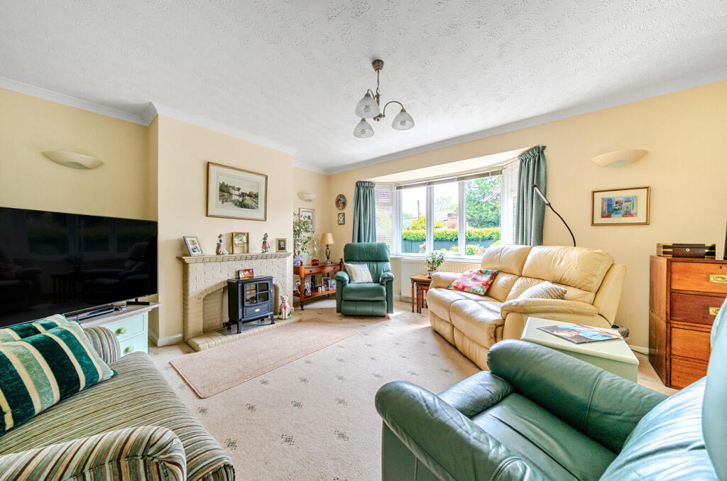 33-6818ddba37d0c-1286410-ARW-33