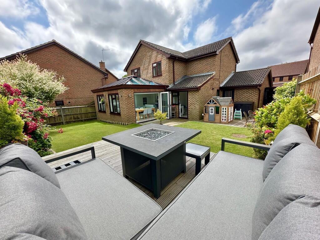 IMG-20250611-WA00...