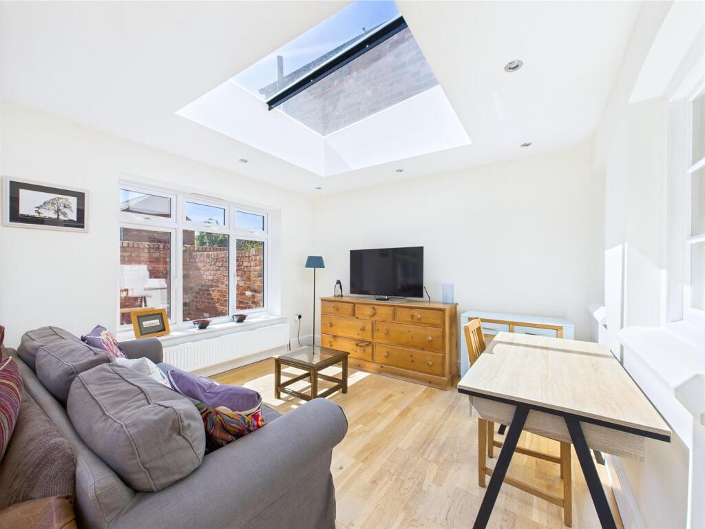 Open Plan Living/Dining Room