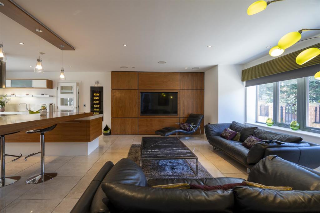 Kitchen / Family Room