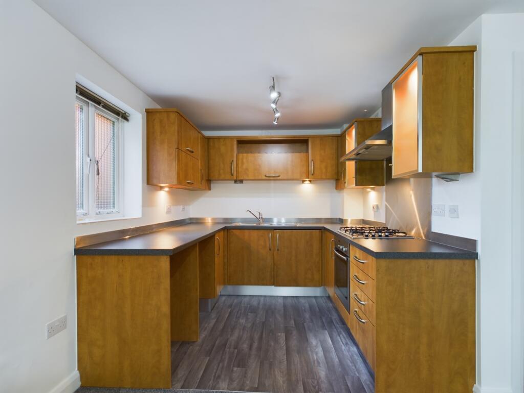 CAM01440G0-PR0125-STILL012