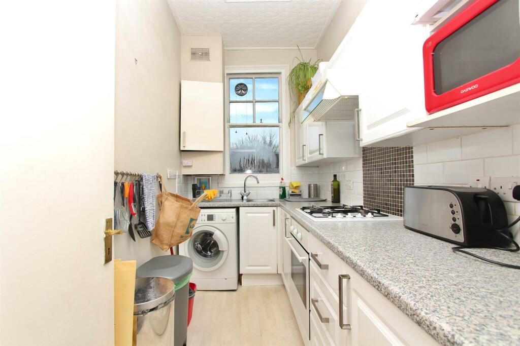 Manor Road, N16