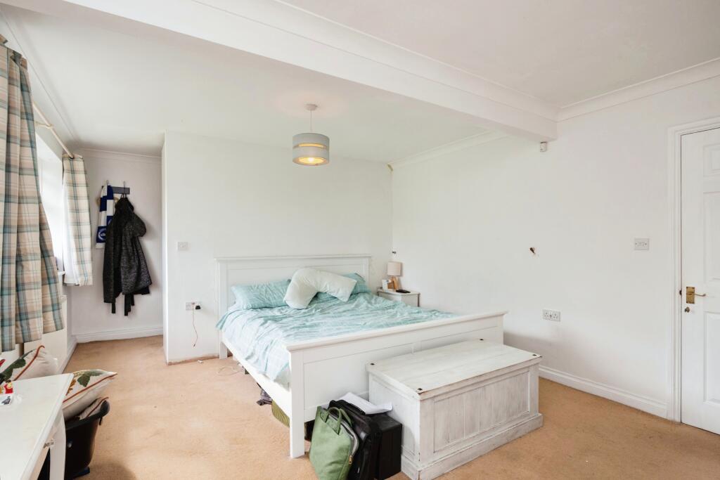 Main Bedroom