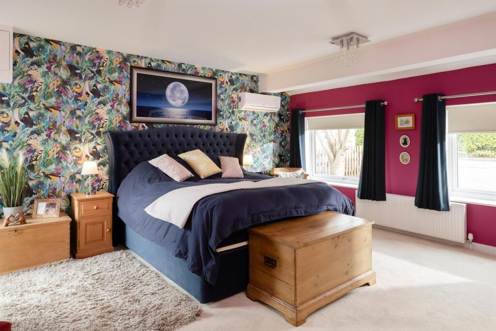 Principal Bedroom Suite