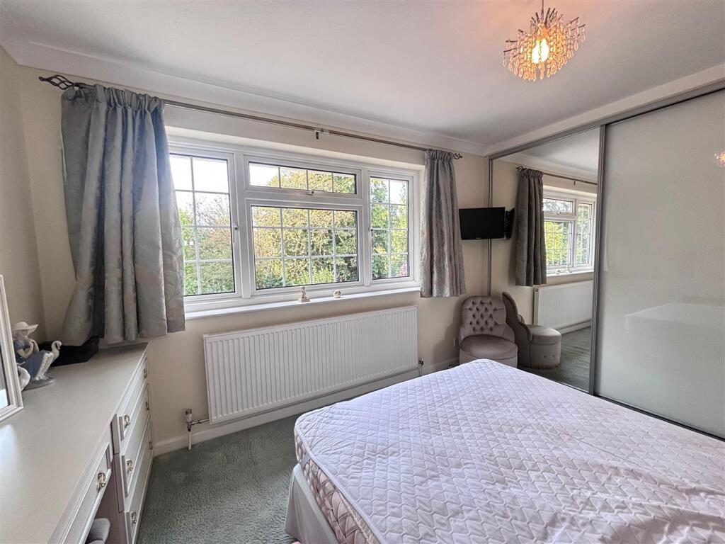 bedroom3.jpg