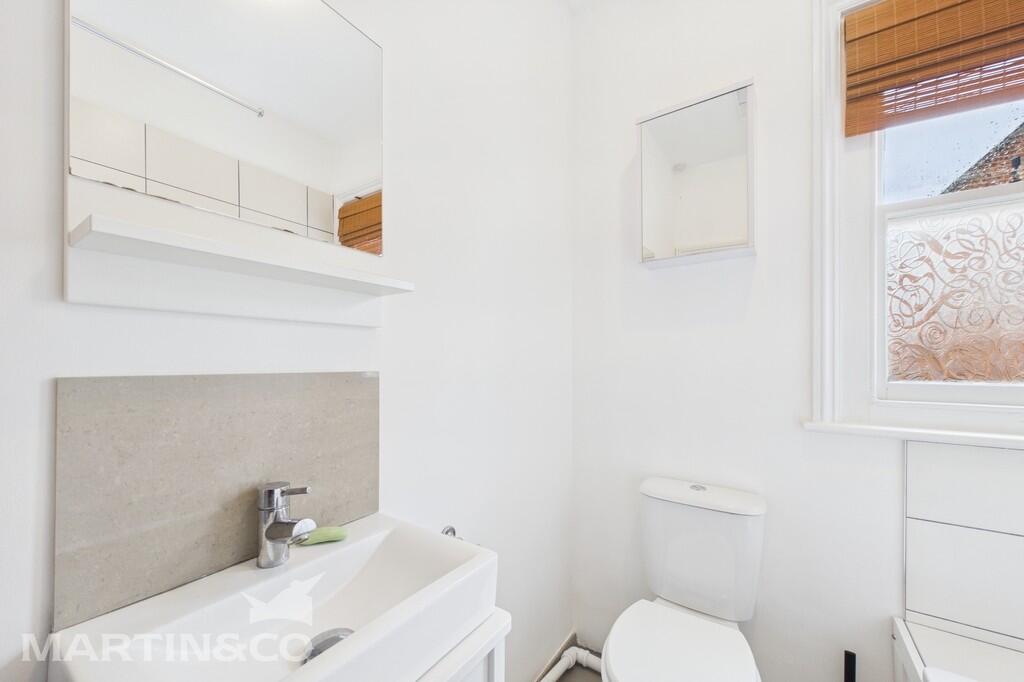 CAM01953G0-PR0094...