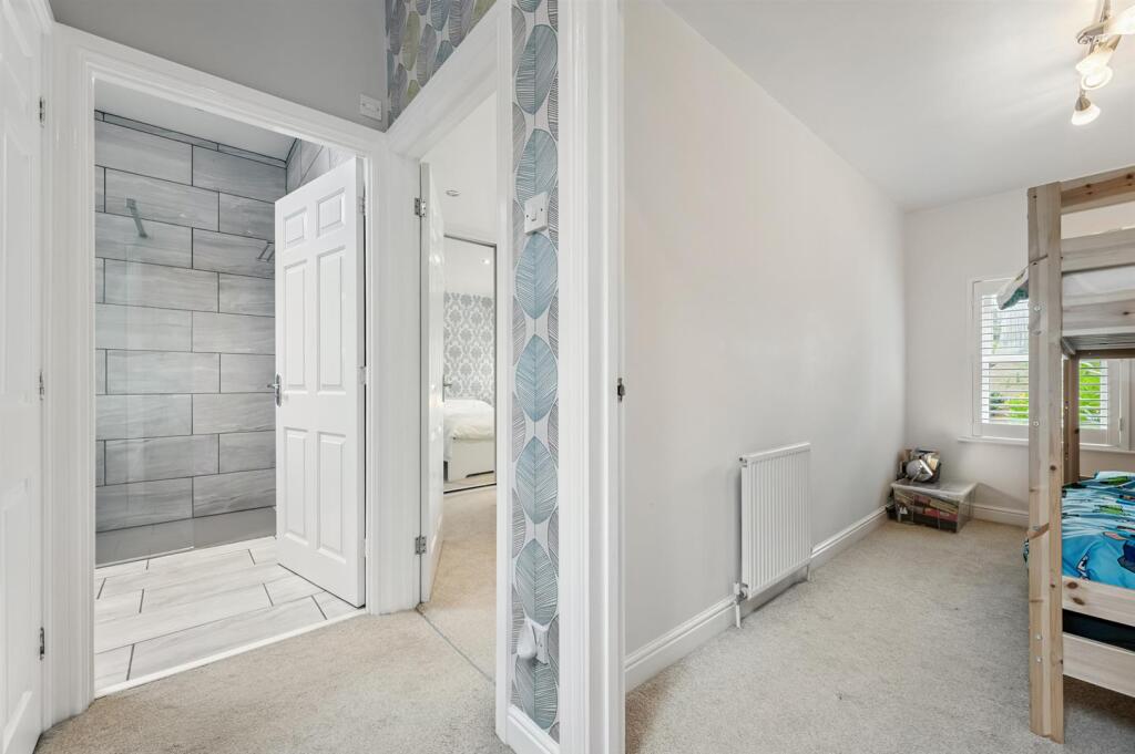 Saxton Mee 8 Fidler Close 0005.jpg