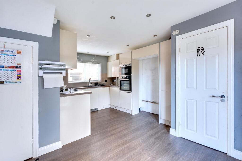 Kitchen Diner_1.jpeg