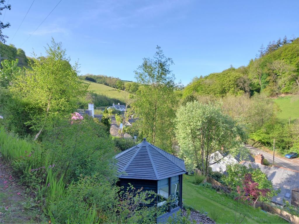 Waterrow Seddons