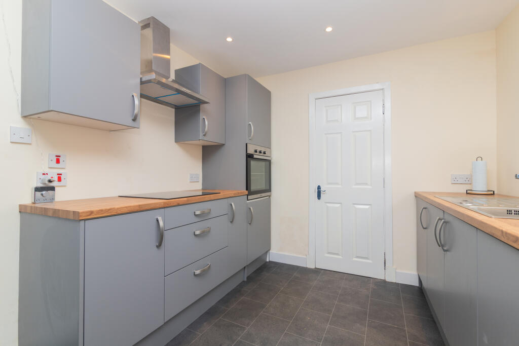 177 Invergyle Drive, Cardonald Glasgow G52 2BS 3L-