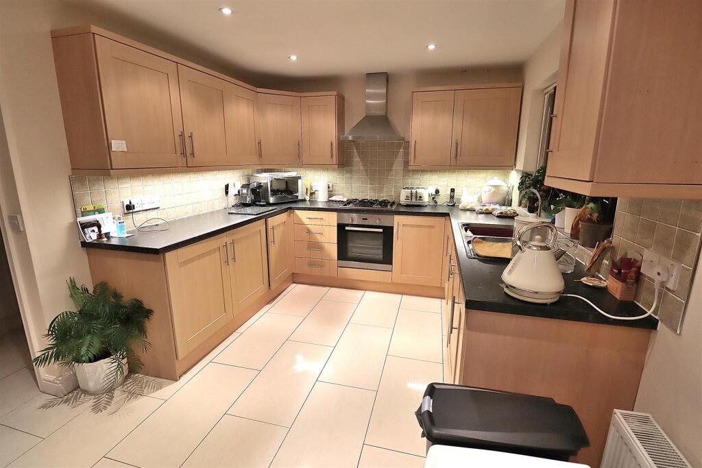 Arrow Yard, Old Nazeing Road, Broxbourne