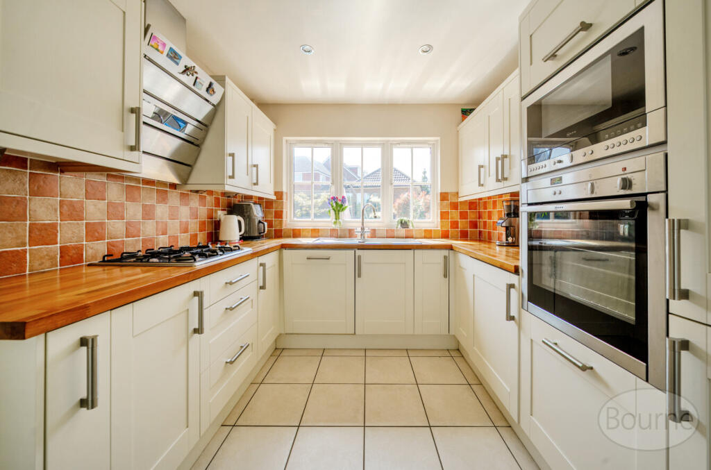 3a4edac1-6ebe-4c6...