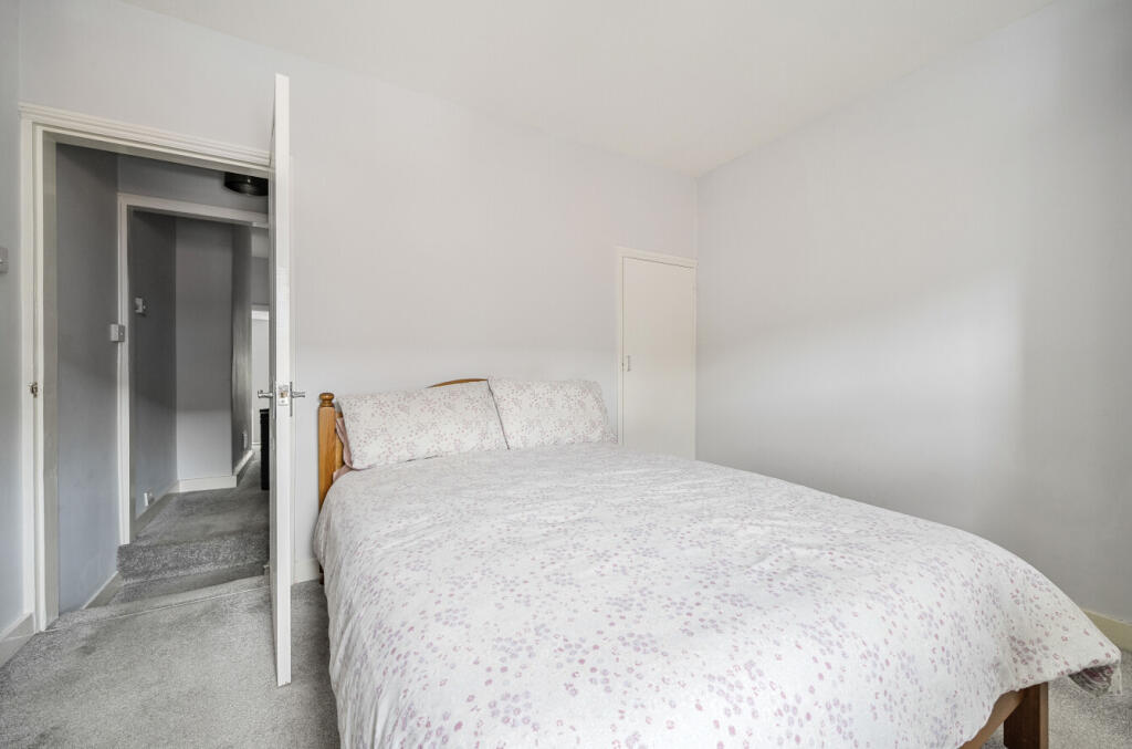 1307294-18-685936...